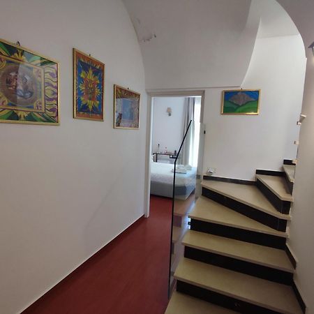 Bed and Breakfast Yhomisus Comiso Esterno foto